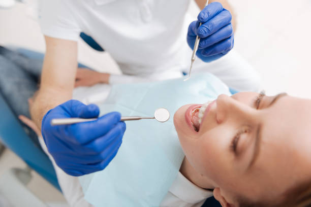 Best Tooth Extraction  in Caryville, TN